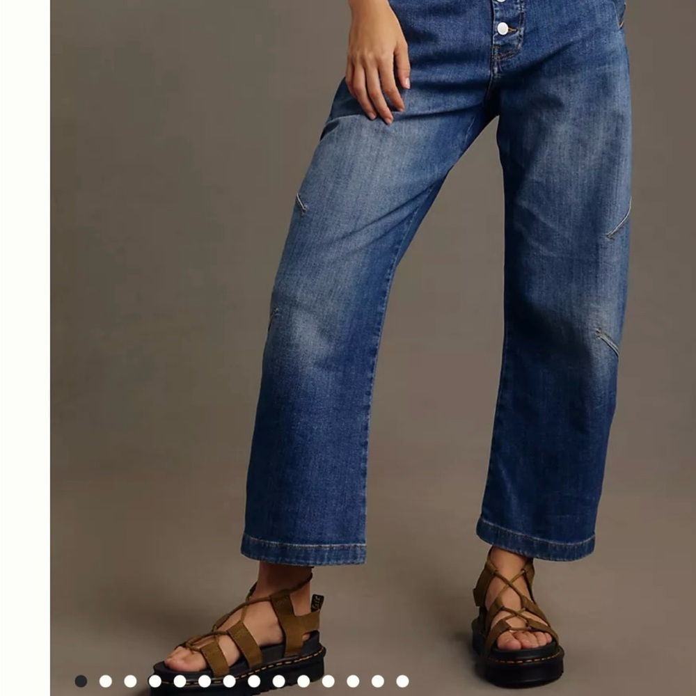 Anthropologie Pilcro The Arin mid rise barrel button front Jean 24 tall